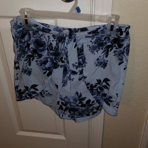 Kendall & Kylie Collection floral print shorts